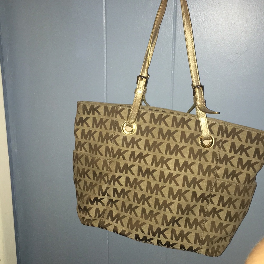 Michaels Kors handbag